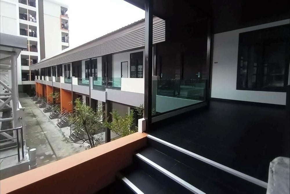 2M Place Apartment