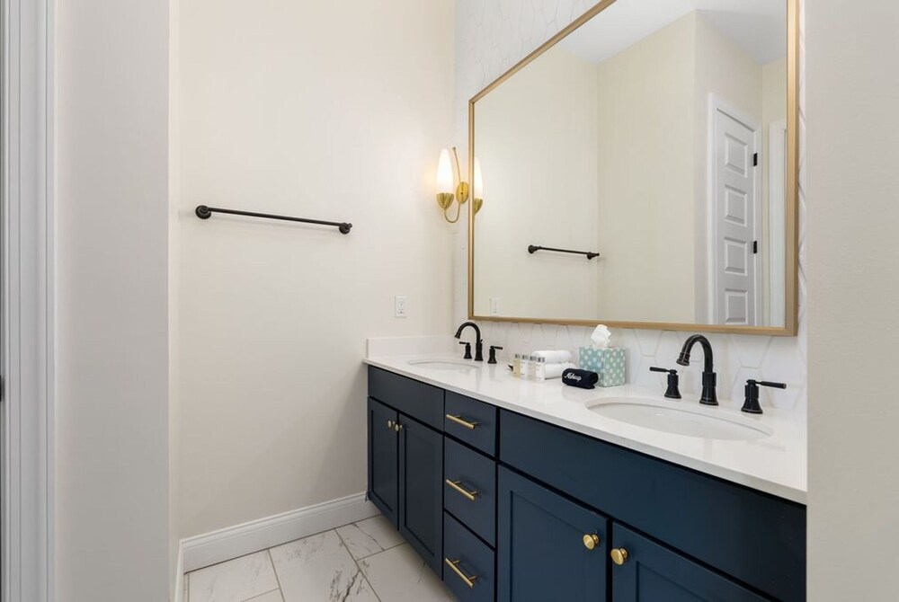 Premium 2BR at Luxe23