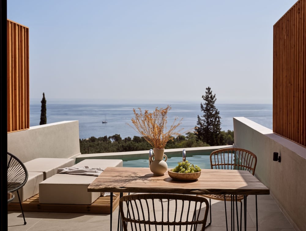 The Sall Suites Complex B - Sea Views