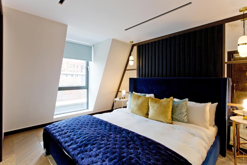 2-bed Superior Apt 416