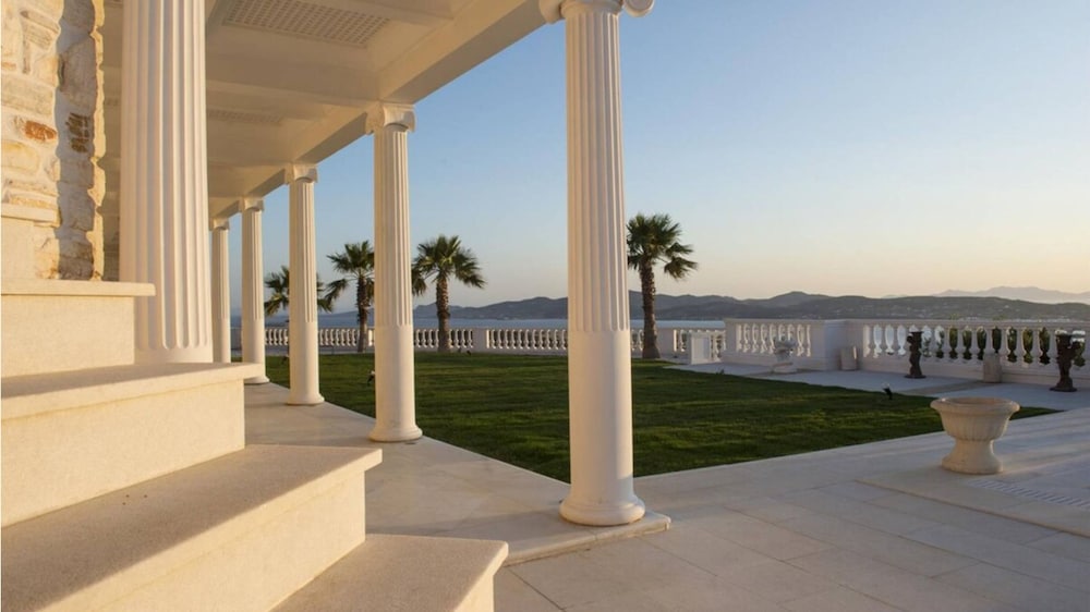 Luxury Villa Aethra -island Living Paros-