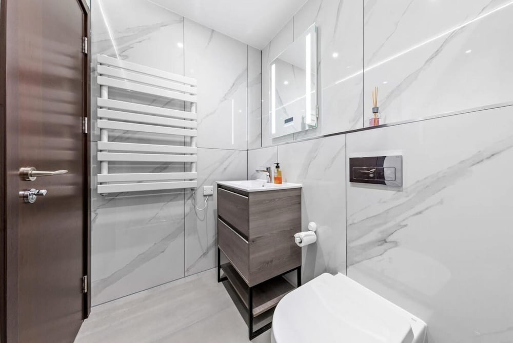 Luxury Sleeps 4 Studio Flat
