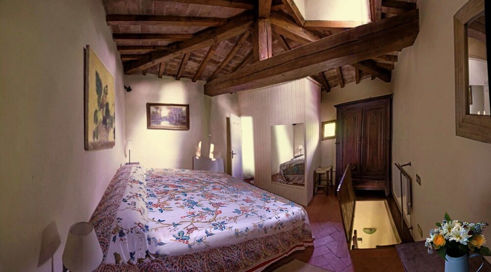 w Historic Tower w Private Pool Near Florence