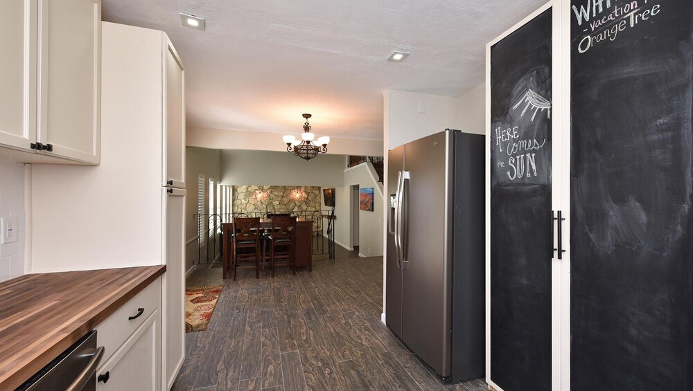 Fairfield in Mesa With 4 Bedrooms and 3 Bathrooms