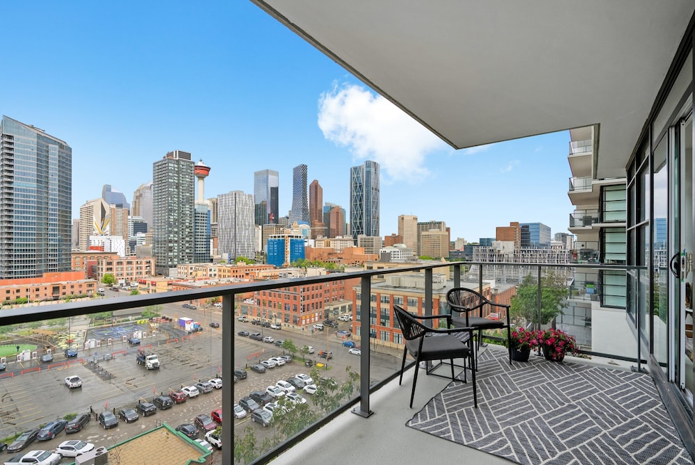 NEW The Draper Luxury Unit Prime Location-2