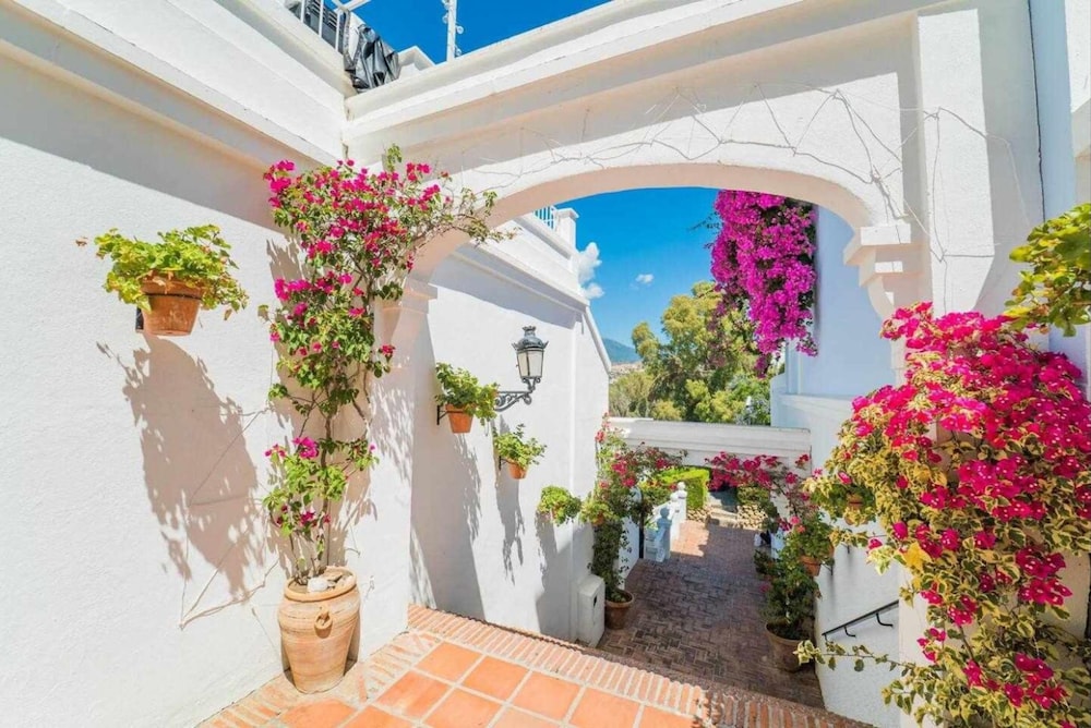 Aloha Pueblo Beautiful Apartment With Roof Terrace