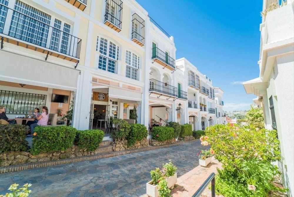 Aloha Pueblo Beautiful Apartment With Roof Terrace