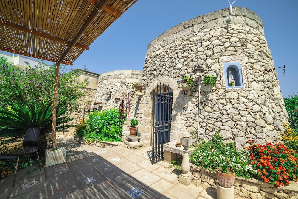 Tenuta Apollonio Pool & Relax