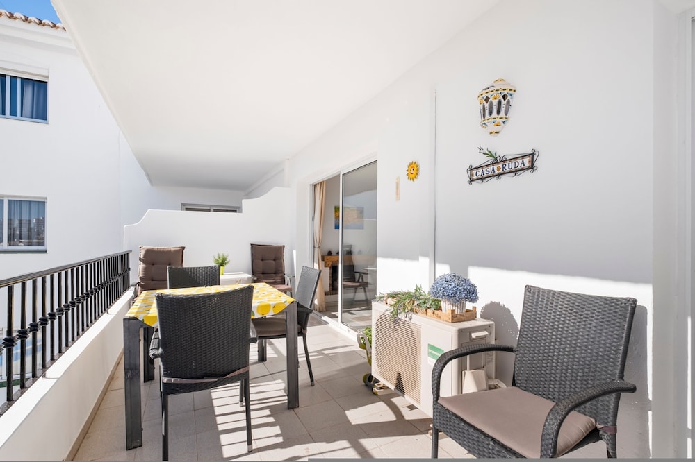 Sunny Flat With Pool in Riviera del Sol - Ref 96