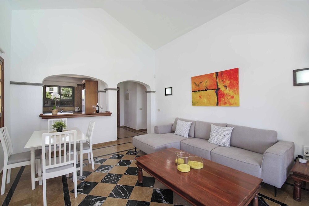 Villa Faroles