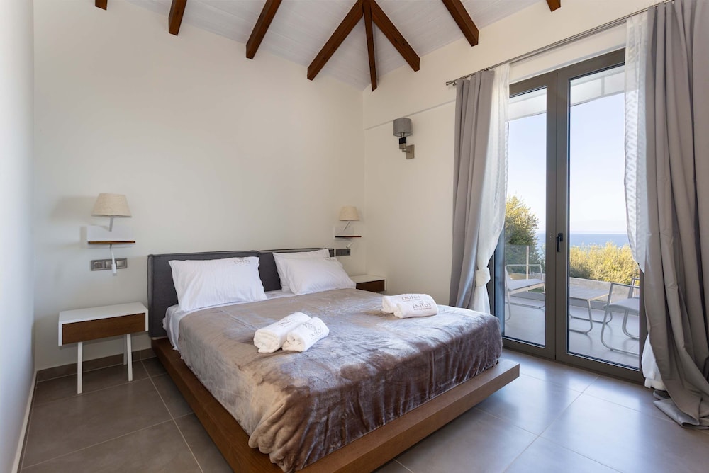 Eneos Boutique Residence - Koroni Garden Jewel