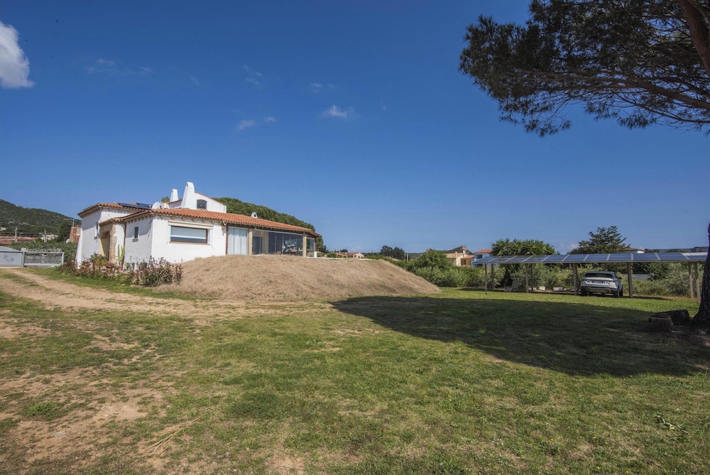 La Sciumara With Beach Access