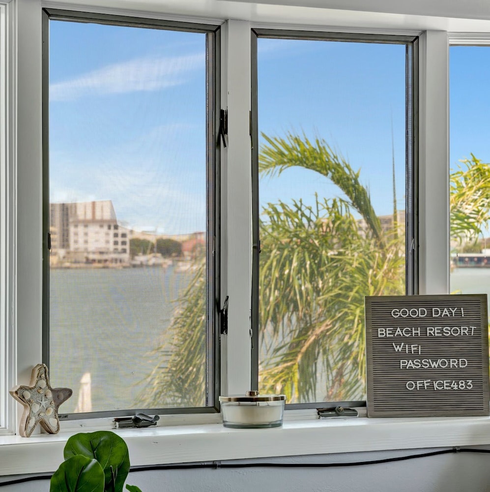 The Boho Waterview w Balcony BBQ Heated Pool view 5