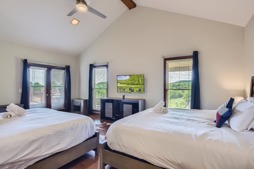 5 Acre 2500 Sqft Country House Near Nashville F2