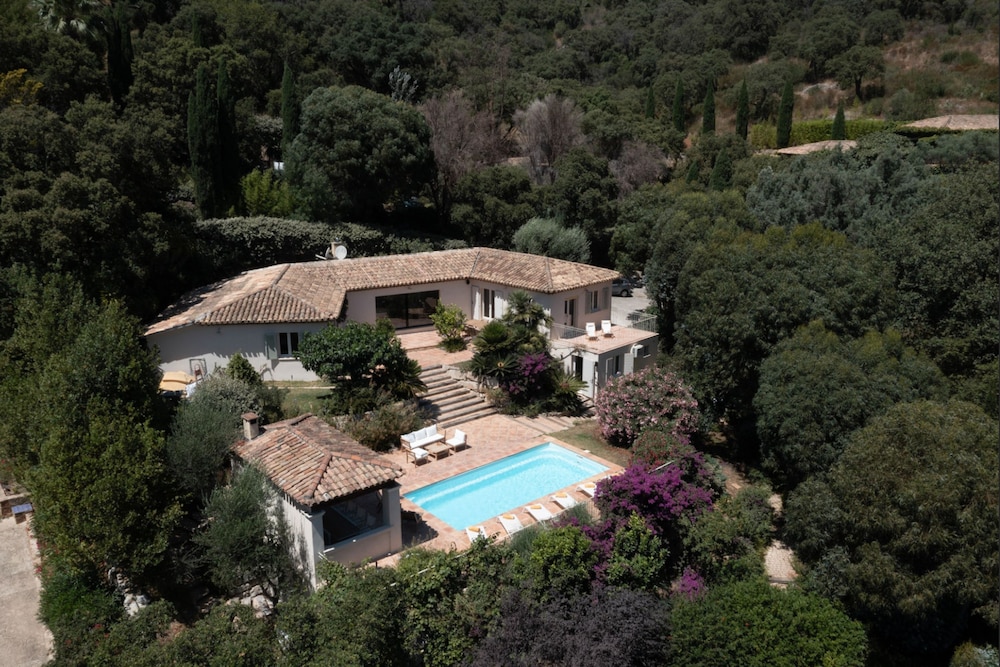 Maison Ceramica Grimaud