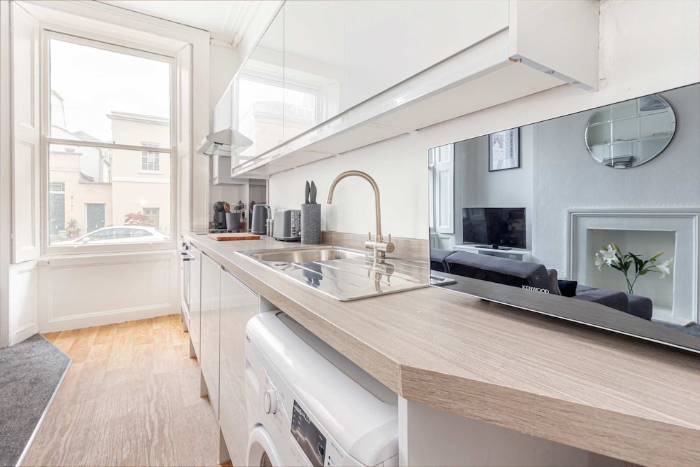Host Stay Montpellier Villa Apartment