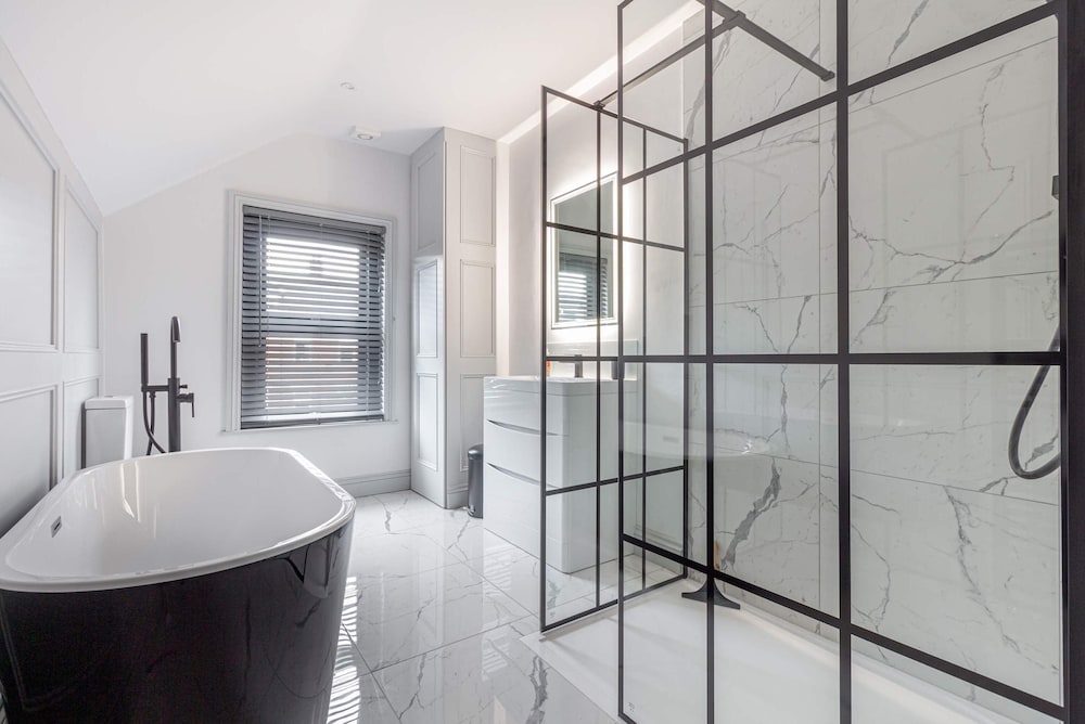 Host Stay Barton Road Retreat