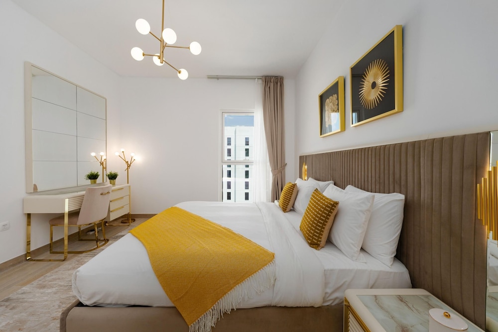 Chic Apt on Yas Island cls to ALL Main Attractions