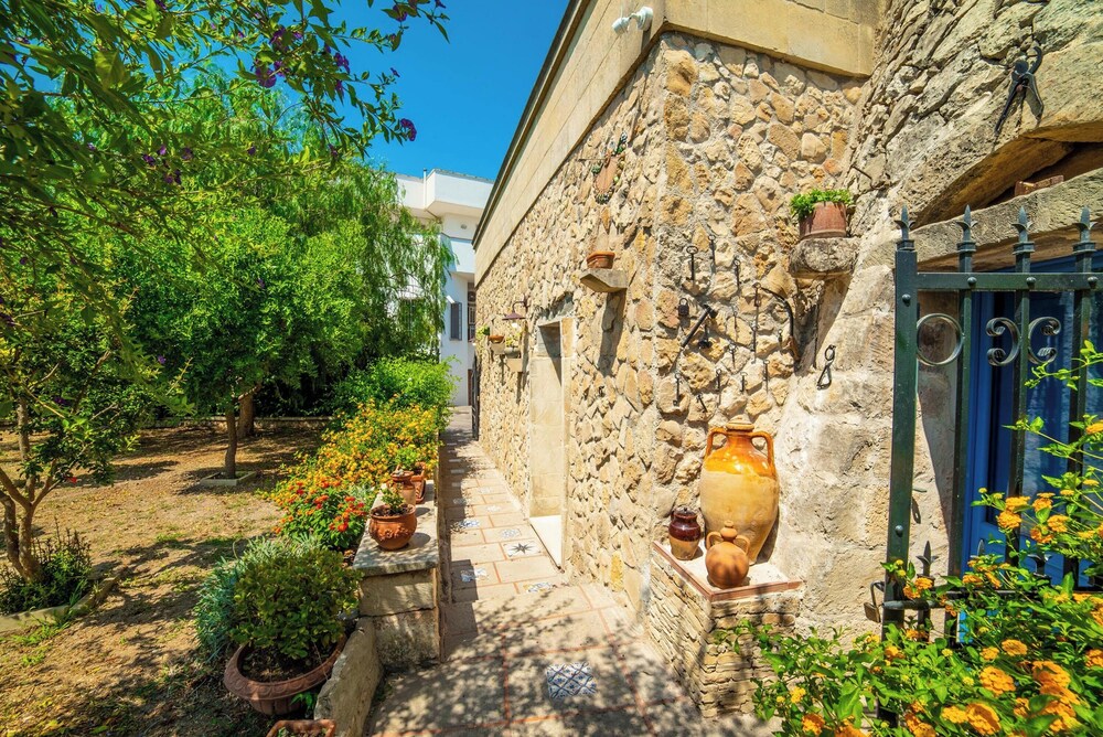 Tenuta Apollonio Pool & Relax
