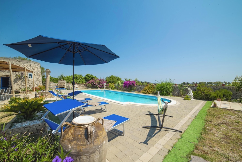 Tenuta Apollonio Pool & Relax