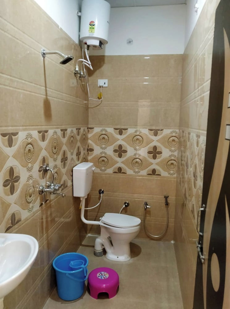 Hotel The NV Grand Palace Vrindavan