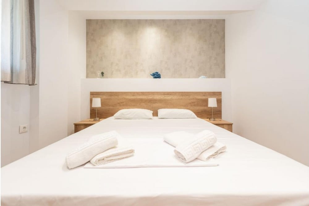 Milonas House Apartments photo 2