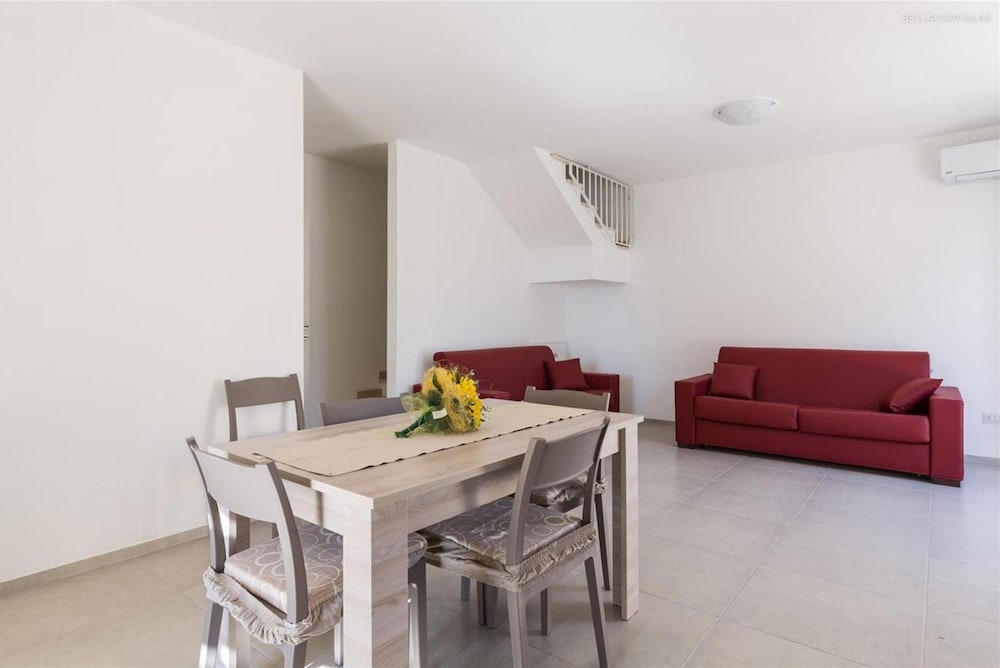 1517 Villetta Stefania view 4