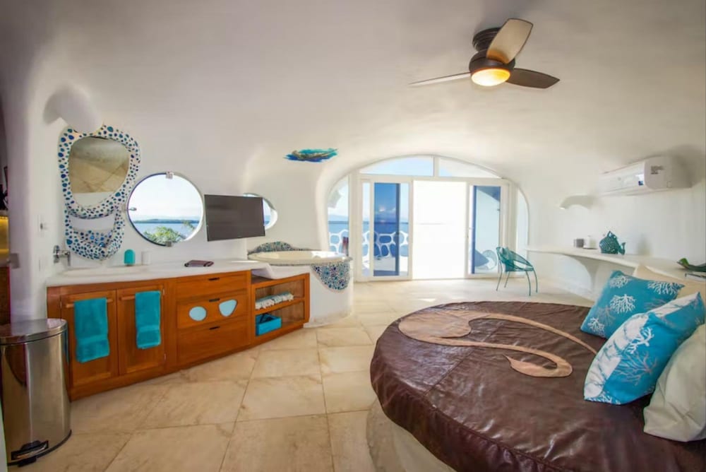 Villa Ocean Retreat in Placencia Village
