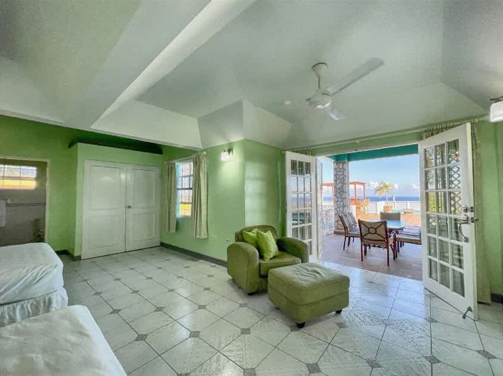 Villa Isabella Discovery Bay