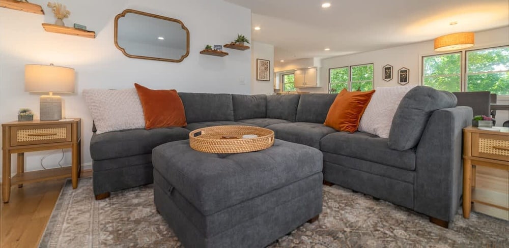 Shenandoah Retreat - Family Home