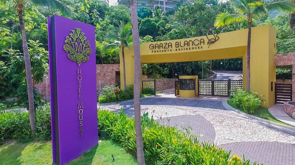 2BD Oceanview Suite Garza Blanca Puerto Vallarta