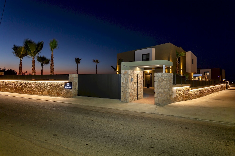 Divel Luxury Villas - Villa Ervin by Estia