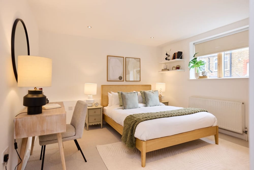The Gwendolen Retreat - Inviting 2bdr Apartment With Balcony