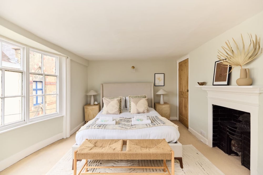 The Lewes Place - Contemporary 3bdr House With Patio
