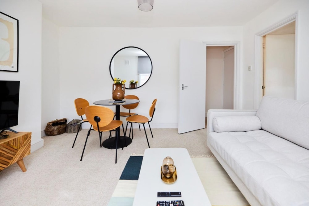 The Clapham Getaway - Charming 1bdr Flat