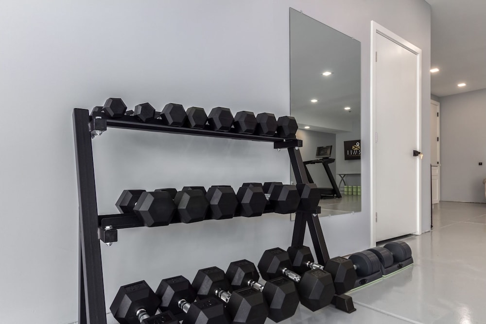 Old Town Studio Gym Biz Center Walk 2 Everything