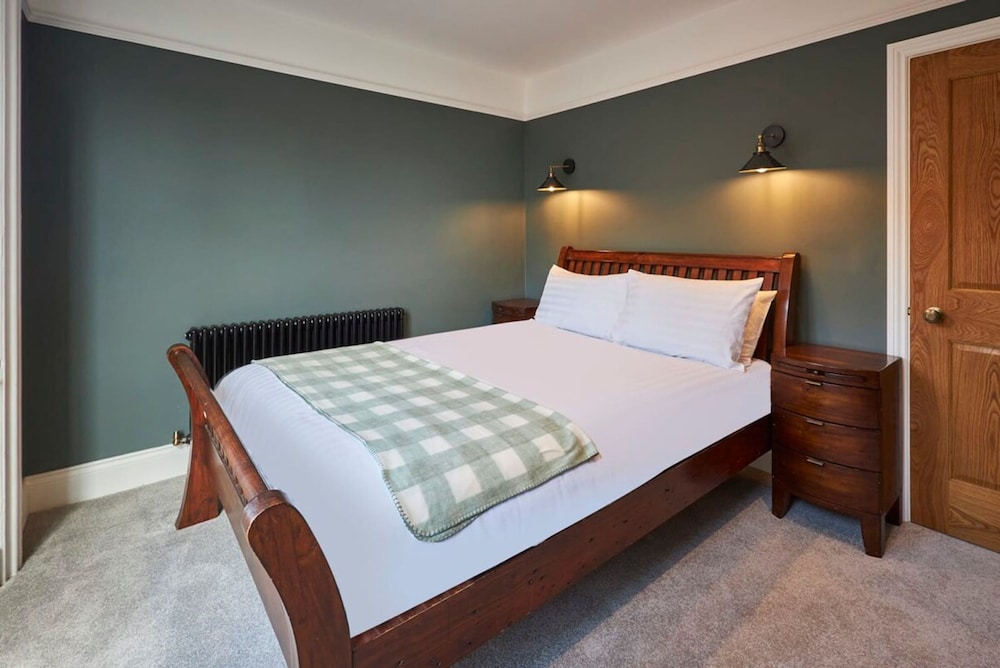 Host Stay Fauna view 2