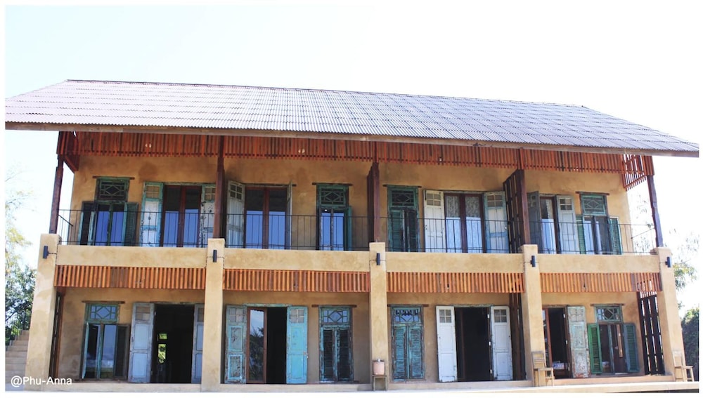 Phu-Anna Eco House