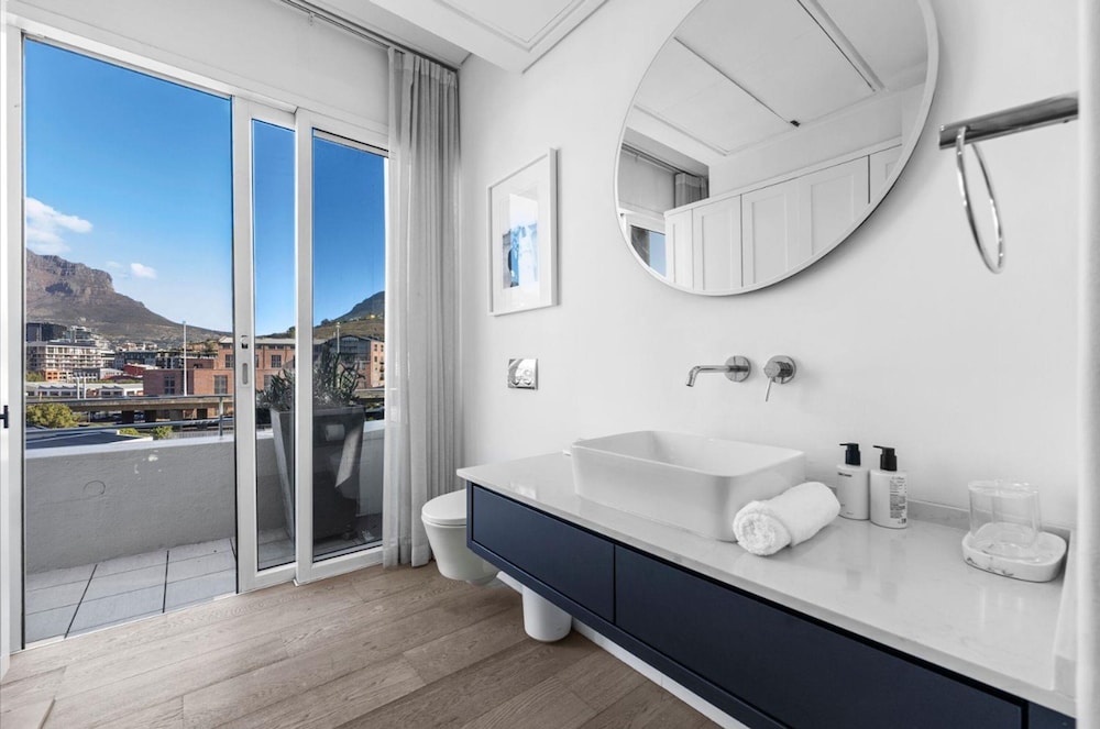 The Canal Three Bedroom Pool Duplex Penthouse - 505