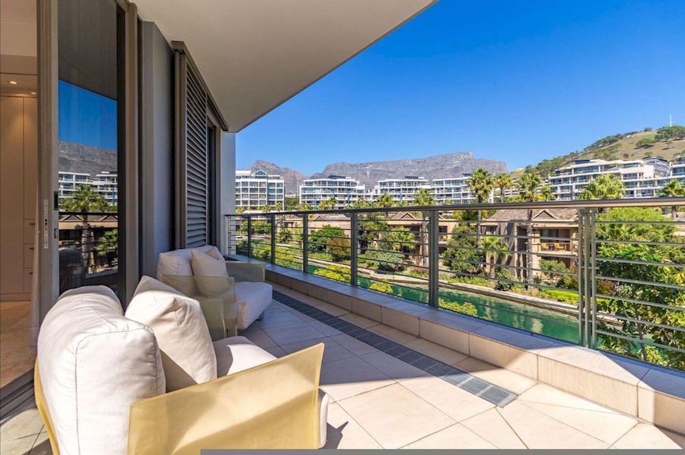 The Marina Family Penthouse - 609