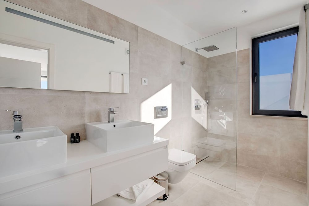 Villa Centeanes Luxury Villa Enviable Position s