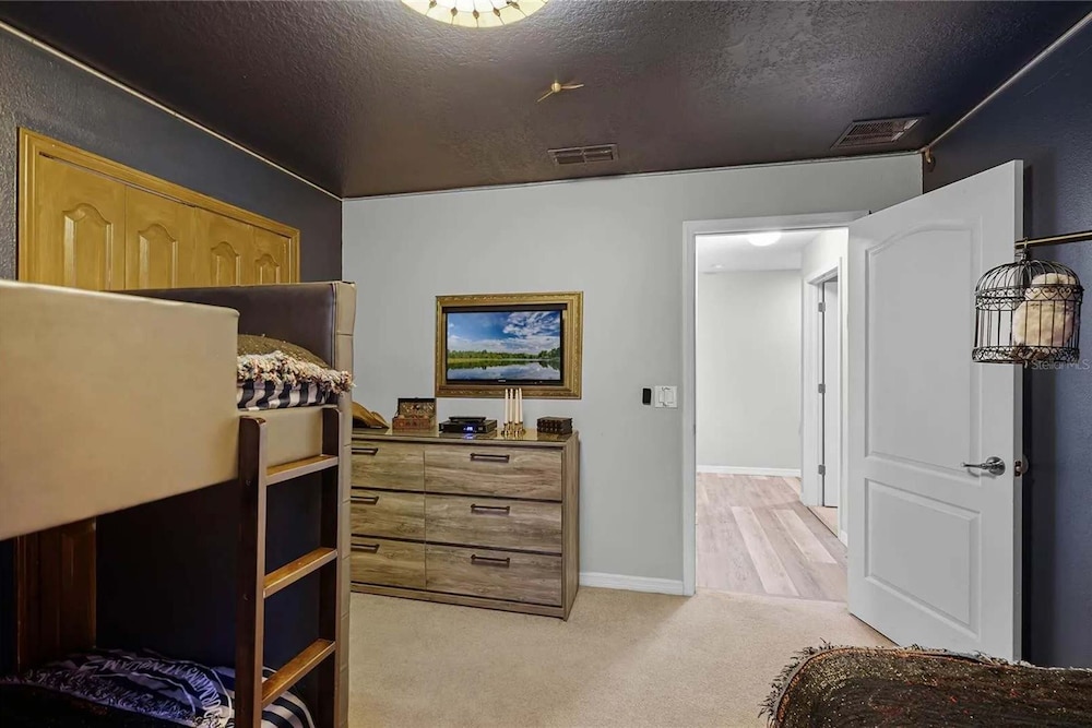Themed 5Bd Paradise Palms Close to Disney w Pool 8951
