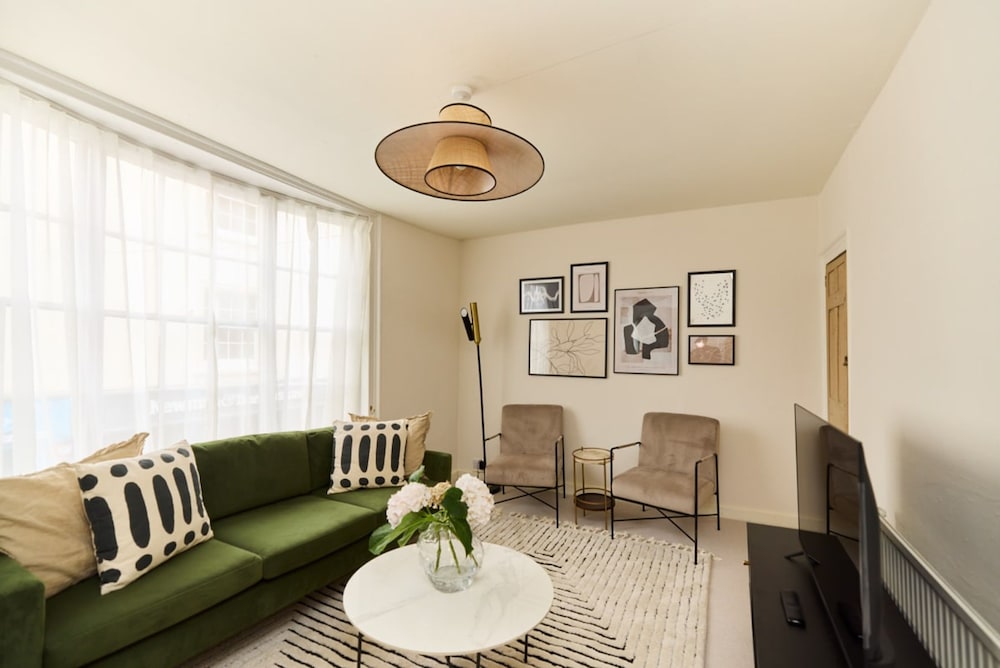 The Lewes Place - Contemporary 3bdr House With Patio