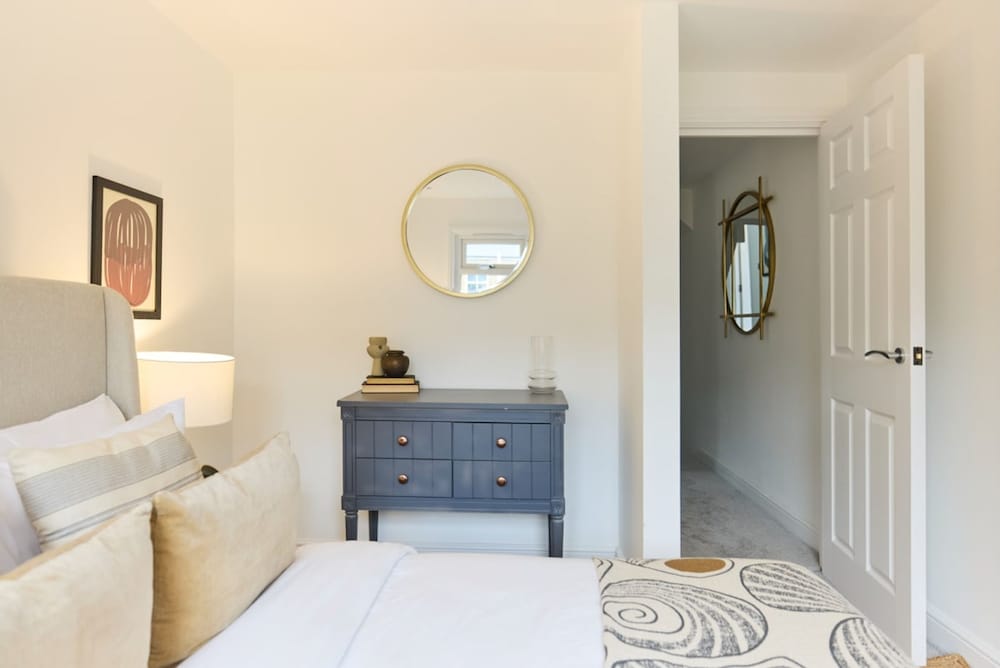 The Shepherd s Bush Wonder - Trendy 4bdr Home With Garden Terrace