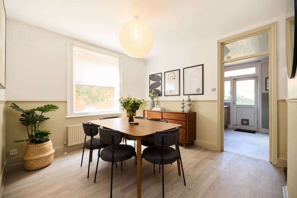 The Furness Hideout - Charming 2bdr House With Garden