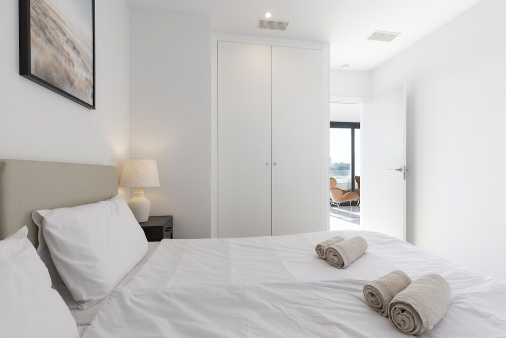 Sunset Top Floor Apartment Higueron