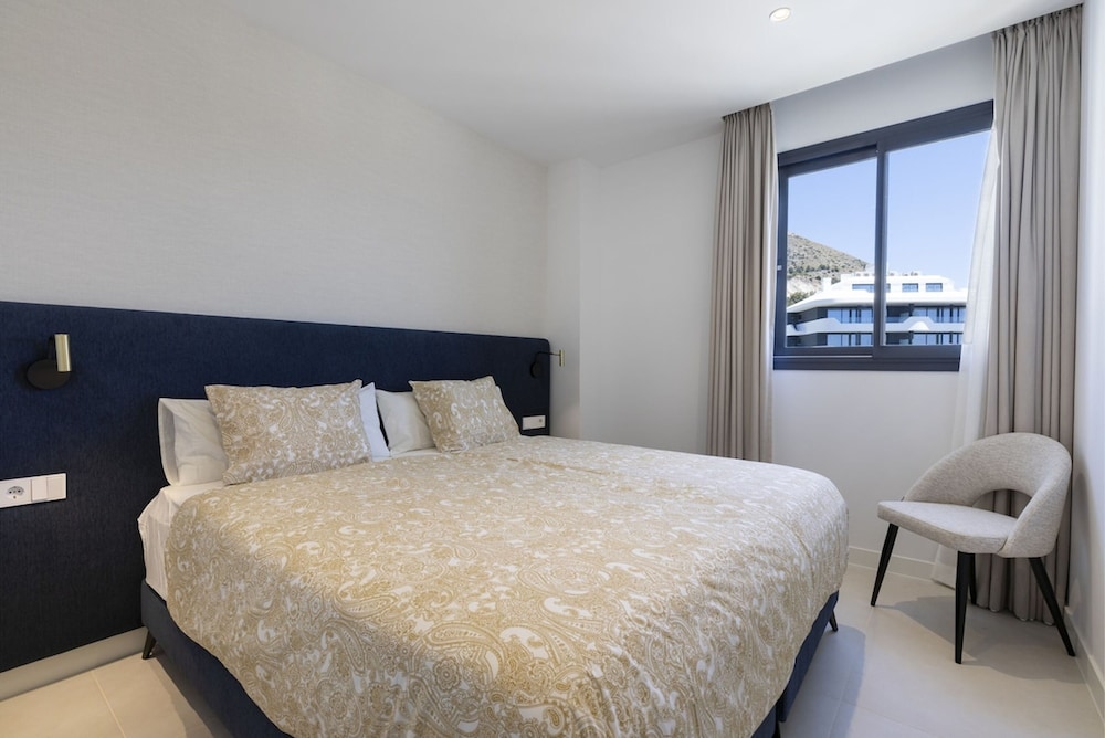 Exclusive 3-bedroom Apartment in Higueron