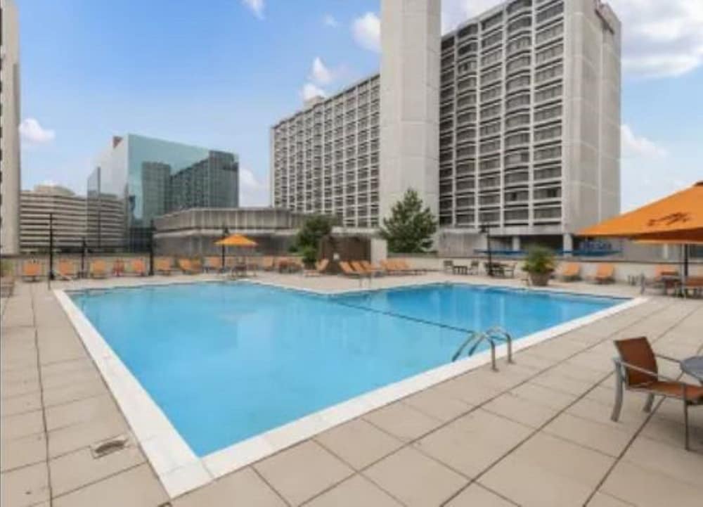 Arlington 2br Furnished Apartment In Crystal City 2 Bedroom Apts