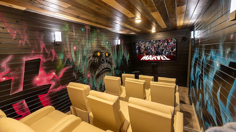 Bigfoot Bunkhouse Pool Views Theater Arcade Firepit Book Now