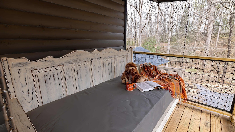 Bigfoot Bunkhouse Pool Views Theater Arcade Firepit Book Now